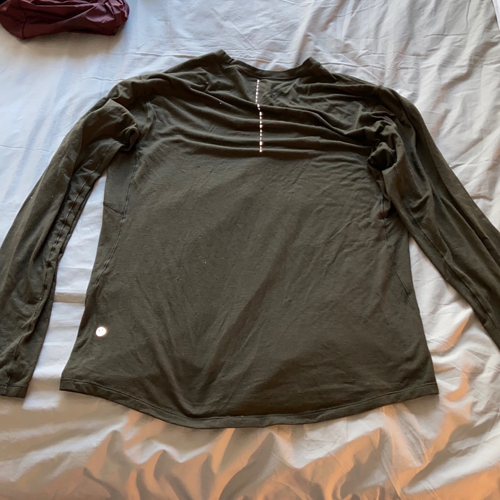 Long sleeve lululemon running shirt M